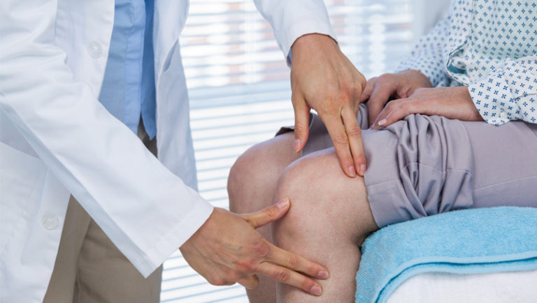 Knee Joint stiffness : Physiotherapy Treatment