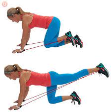 Strengthening exercises for hip muscles with stretch band