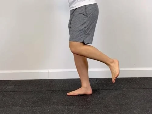 Short foot single leg stance
