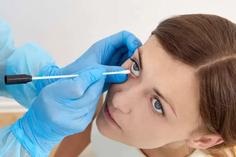 Corneal reflex