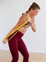 triceps pushdown with theraband