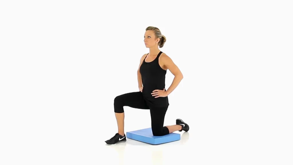
Half-kneeling-hip-flexor-stretch